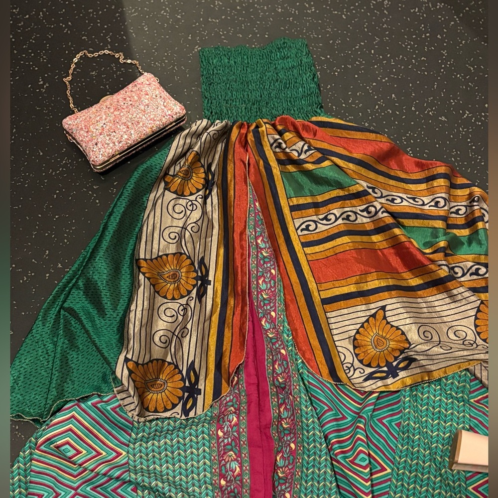 Small Vintage emerald green midi strapless dress with colourful layers